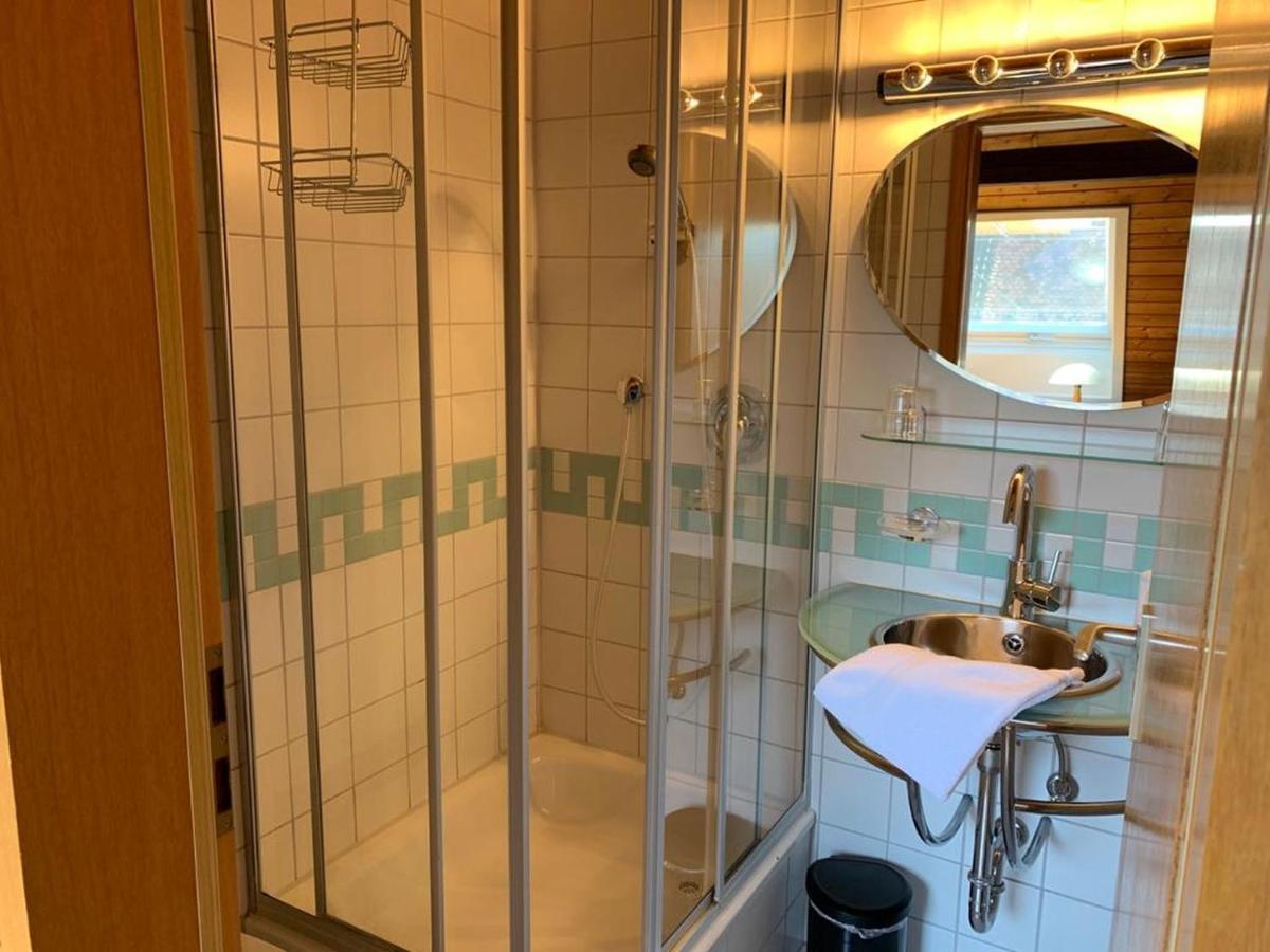 Hotel Garni Siedlerstube Nuertingen Kültér fotó